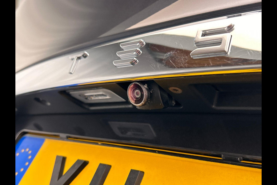 Tesla Model X 75D Base 7 - Persoons * Origineel Nederlands * Trekhaak Autopilot Leder Stoel/Stuur Verwarming Tesla Model X 75D Base 7 - Persoons * Origineel Nederlands * Trekhaak Autopilot Leder Stoel/Stuur Verwarming