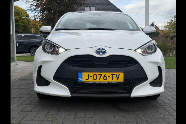 Toyota Yaris 1.5 Hybrid 116pk Active | Apple CarPlay/Android auto, Parkeercamera, Adaptive cruise control, Regensensor Toyota Yaris 1.5 Hybrid 116pk Active | Apple CarPlay/Android auto, Parkeercamera, Adaptive cruise control, Regensensor