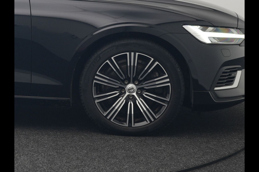 Volvo V60 2.0 T6 Recharge AWD Inscription Plug In Hybrid 350pk PHEV | Trekhaak Af Fabriek | Panodak | Adaptive Cruise | Adaptive LED | Harman & Kardon |  Lederen Sportstoelen Memory & Verwarmd | Blis | Apple Carplay | Pilot Assist | Navigatie | Virtual |