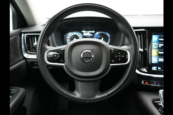 Volvo V60 2.0 T6 Recharge AWD Inscription Plug In Hybrid 350pk PHEV | Trekhaak Af Fabriek | Panodak | Adaptive Cruise | Adaptive LED | Harman & Kardon |  Lederen Sportstoelen Memory & Verwarmd | Blis | Apple Carplay | Pilot Assist | Navigatie | Virtual |