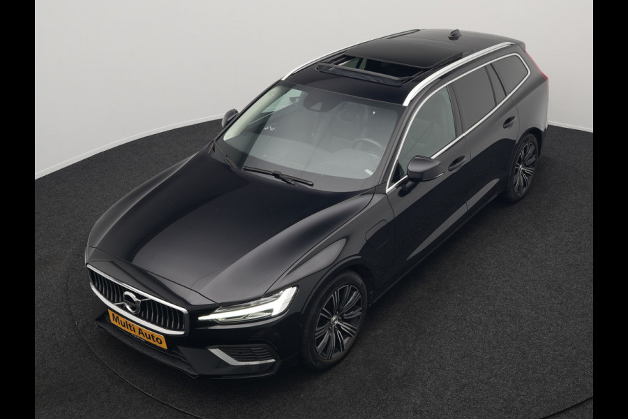 Volvo V60 2.0 T6 Recharge AWD Inscription Plug In Hybrid 350pk PHEV | Trekhaak Af Fabriek | Panodak | Adaptive Cruise | Adaptive LED | Harman & Kardon |  Lederen Sportstoelen Memory & Verwarmd | Blis | Apple Carplay | Pilot Assist | Navigatie | Virtual |