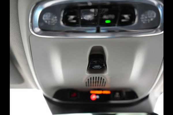 Volvo V60 2.0 T6 Recharge AWD Inscription Plug In Hybrid 350pk PHEV | Trekhaak Af Fabriek | Panodak | Adaptive Cruise | Adaptive LED | Harman & Kardon |  Lederen Sportstoelen Memory & Verwarmd | Blis | Apple Carplay | Pilot Assist | Navigatie | Virtual |