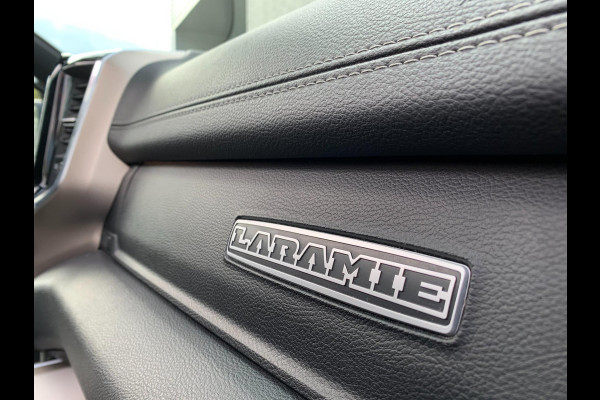Dodge Ram 1500 Laramie Night 5.7L 401pk LPG 4X4 Luchtvering 360cam Pano H&K
