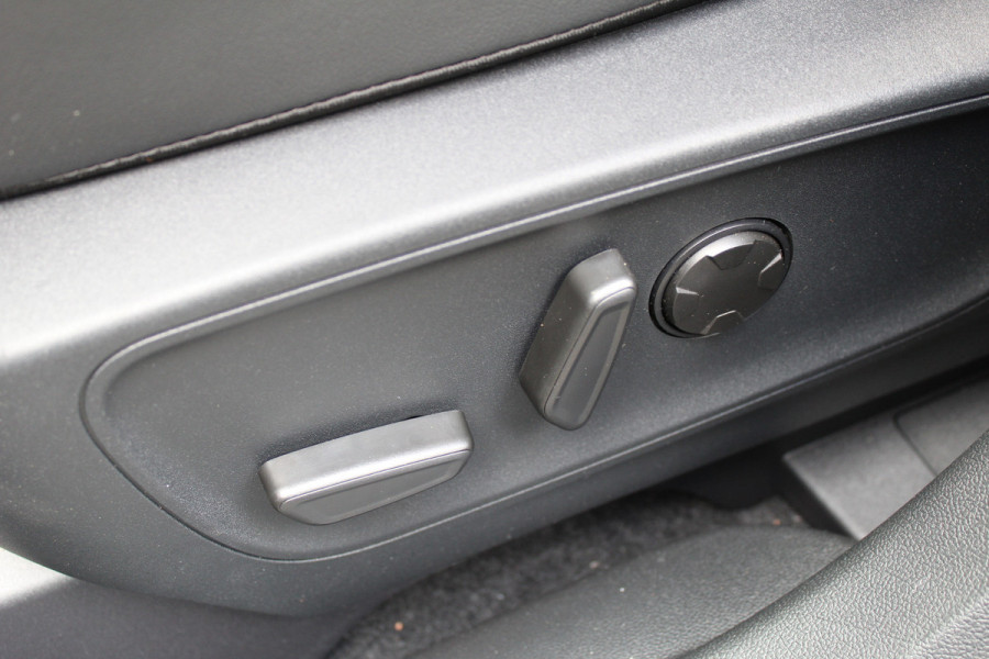 Ford Kuga 2.5 PHEV ST-Line X | Facelift | Trekhaak | AGR | Led | Head-up | B&O