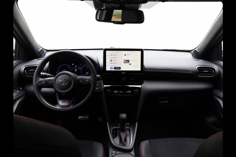 Toyota Yaris Cross 1.5 Hyb 130 GR Sport | Nieuw | Bi-Tone | El. Achterklep