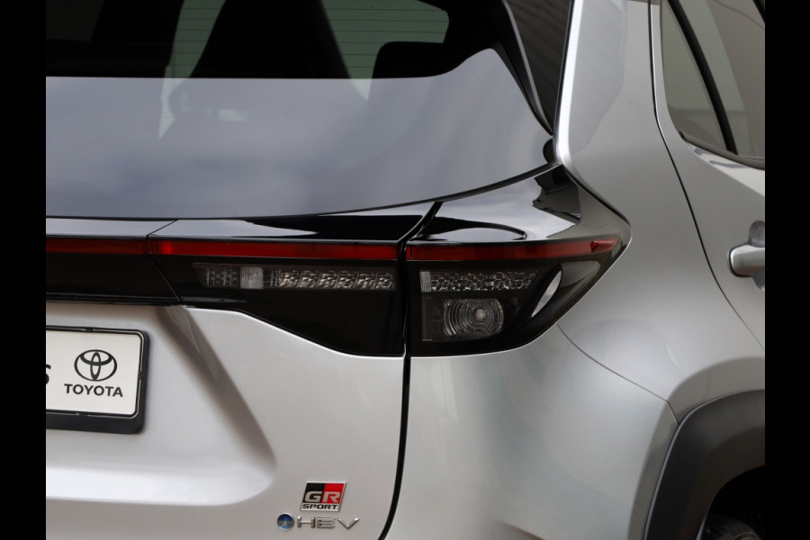 Toyota Yaris Cross 1.5 Hyb 130 GR Sport | Nieuw | Bi-Tone | El. Achterklep