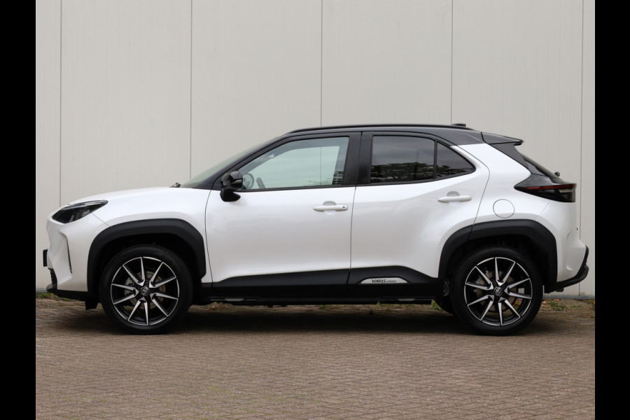 Toyota Yaris Cross 1.5 Hyb 130 GR Sport | Nieuw | Half Leder/Alcantara | Dodehoek