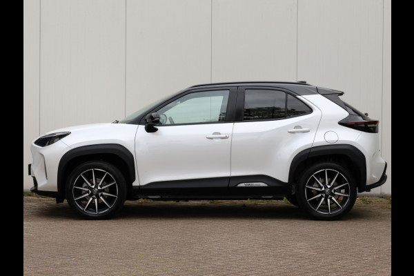 Toyota Yaris Cross 1.5 Hyb 130 GR Sport | Nieuw | Half Leder/Alcantara | Dodehoek