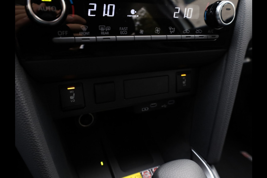 Toyota Yaris Cross 1.5 Hyb 130 GR Sport | Nieuw | Half Leder/Alcantara | Dodehoek