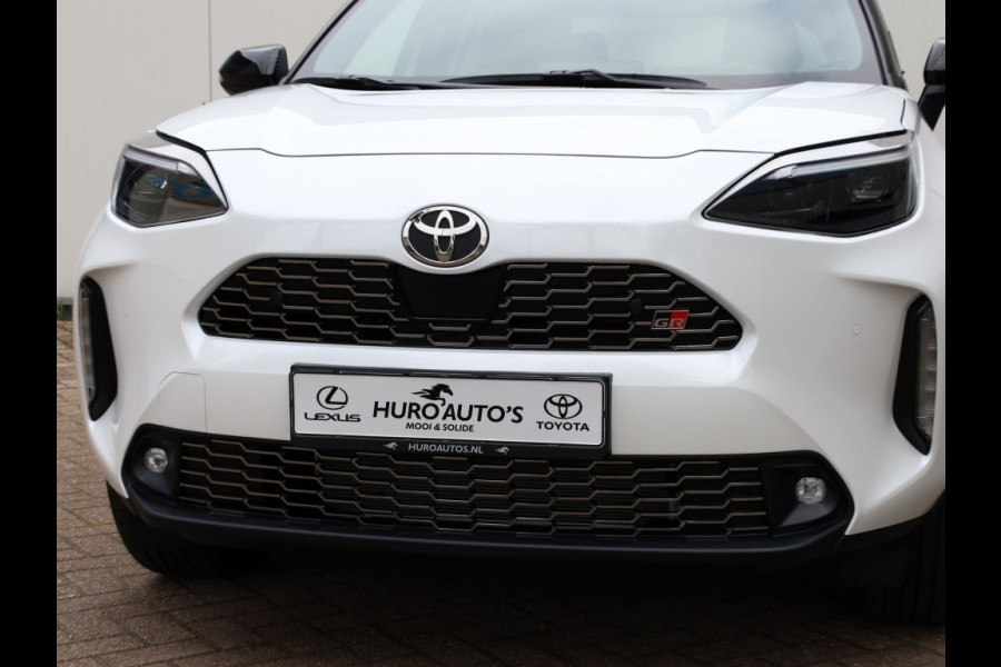 Toyota Yaris Cross 1.5 Hyb 130 GR Sport | Nieuw | Half Leder/Alcantara | Dodehoek