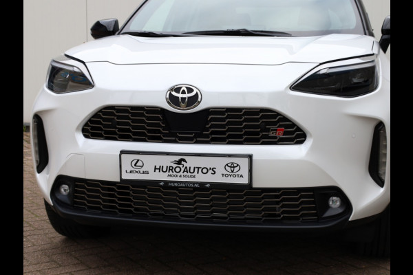 Toyota Yaris Cross 1.5 Hyb 130 GR Sport | Nieuw | Half Leder/Alcantara | Dodehoek