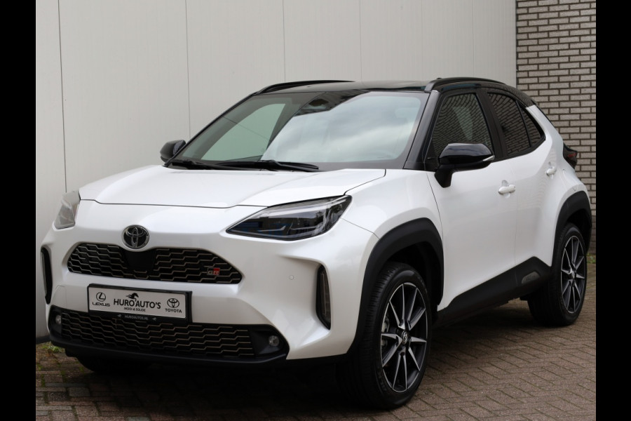 Toyota Yaris Cross 1.5 Hyb 130 GR Sport | Nieuw | Half Leder/Alcantara | Dodehoek
