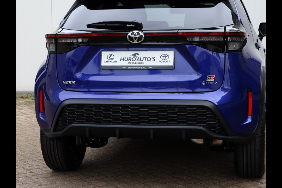 Toyota Yaris Cross 1.5 Hyb 130 GR Sport | Nieuw | Bi-Tone | Stoel/Stuurwielverwarmi Toyota Yaris Cross 1.5 Hyb 130 GR Sport | Nieuw | Bi-Tone | Stoel/Stuurwielverwarmi