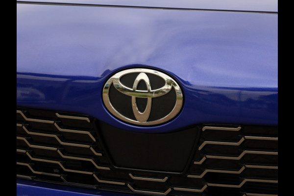 Toyota Yaris Cross 1.5 Hyb 130 GR Sport | Nieuw | Bi-Tone | Stoel/Stuurwielverwarmi Toyota Yaris Cross 1.5 Hyb 130 GR Sport | Nieuw | Bi-Tone | Stoel/Stuurwielverwarmi