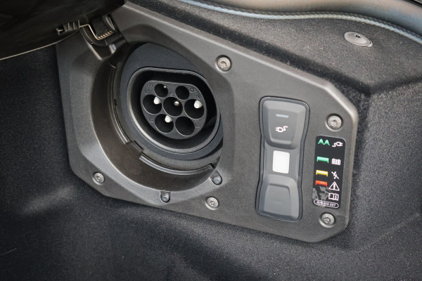 Lamborghini Revuelto | LIFT | CARBON IN & EXTERIEUR | PASSENGER DISPLAY | ADAPTIVE CRUISE | APPLE CARPLAY | SONUS FABER SOUND | PARKING PACK | HEADLA Lamborghini Revuelto | LIFT | CARBON IN & EXTERIEUR | PASSENGER DISPLAY | ADAPTIVE CRUISE | APPLE CARPLAY | SONUS FABER SOUND | PARKING PACK | HEADLA