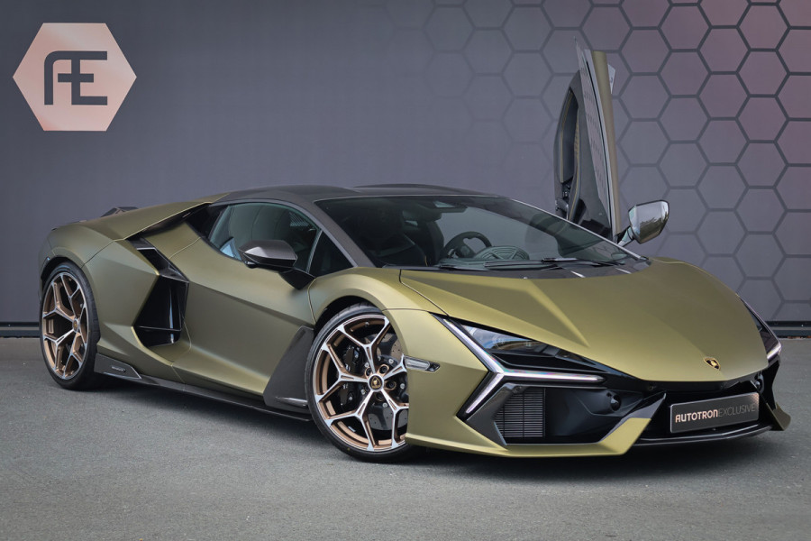Lamborghini Revuelto | LIFT | CARBON IN & EXTERIEUR | PASSENGER DISPLAY | ADAPTIVE CRUISE | APPLE CARPLAY | SONUS FABER SOUND | PARKING PACK | HEADLA Lamborghini Revuelto | LIFT | CARBON IN & EXTERIEUR | PASSENGER DISPLAY | ADAPTIVE CRUISE | APPLE CARPLAY | SONUS FABER SOUND | PARKING PACK | HEADLA