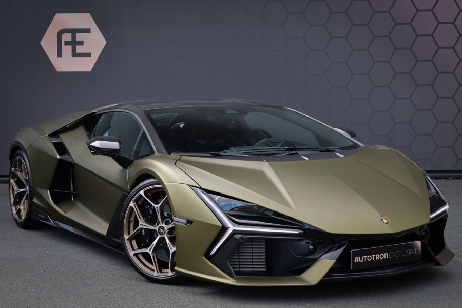 Lamborghini Revuelto | LIFT | CARBON IN & EXTERIEUR | PASSENGER DISPLAY | ADAPTIVE CRUISE | APPLE CARPLAY | SONUS FABER SOUND | PARKING PACK | HEADLA Lamborghini Revuelto | LIFT | CARBON IN & EXTERIEUR | PASSENGER DISPLAY | ADAPTIVE CRUISE | APPLE CARPLAY | SONUS FABER SOUND | PARKING PACK | HEADLA