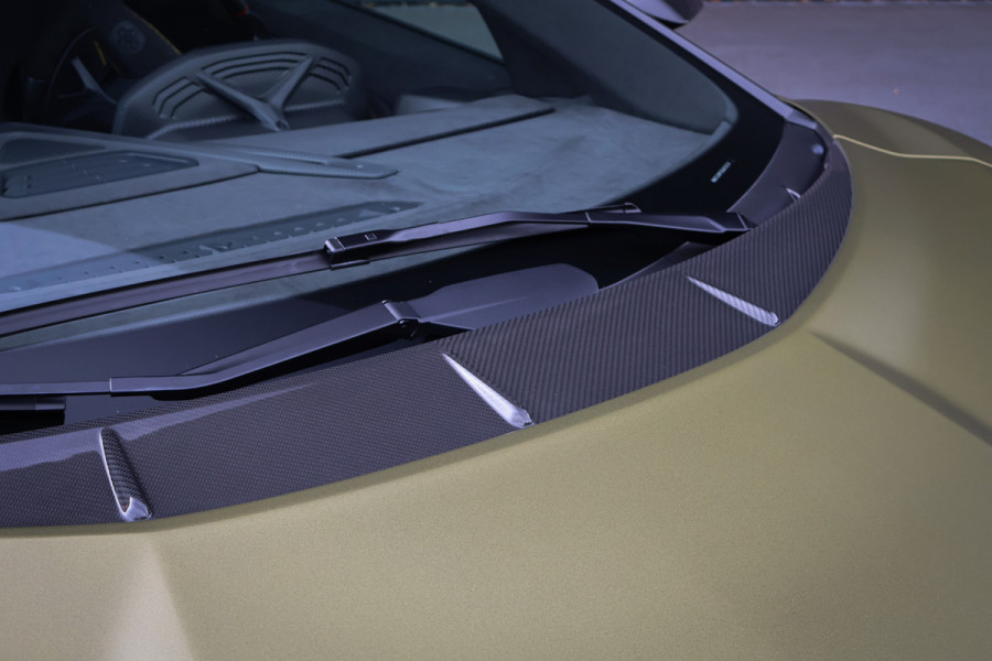 Lamborghini Revuelto | LIFT | CARBON IN & EXTERIEUR | PASSENGER DISPLAY | ADAPTIVE CRUISE | APPLE CARPLAY | SONUS FABER SOUND | PARKING PACK | HEADLA Lamborghini Revuelto | LIFT | CARBON IN & EXTERIEUR | PASSENGER DISPLAY | ADAPTIVE CRUISE | APPLE CARPLAY | SONUS FABER SOUND | PARKING PACK | HEADLA