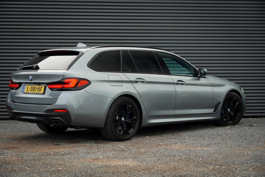 BMW 5 Serie Touring 530i High Executive / M-Pakket / Pano / HUD / Trekhaak / Incl BTW / Laser
