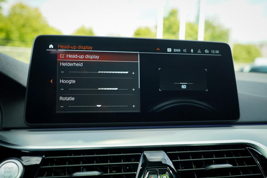 BMW 5 Serie Touring 530i High Executive / M-Pakket / Pano / HUD / Trekhaak / Incl BTW / Laser