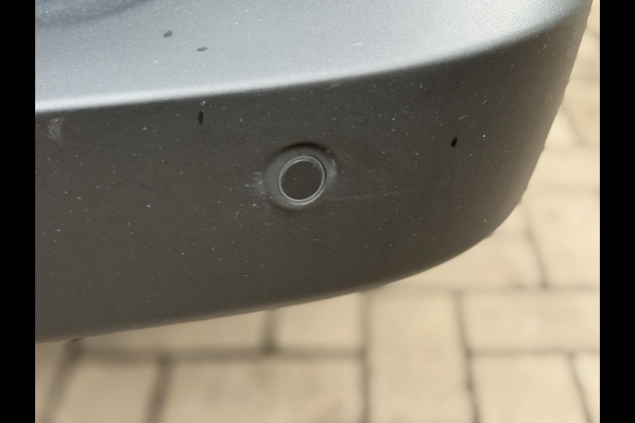 Ford Transit Custom 320 2.0 TDCI 136 PK EURO 6 L2H1 Stoelverwarming/CarPlay/achteruitrijcamera