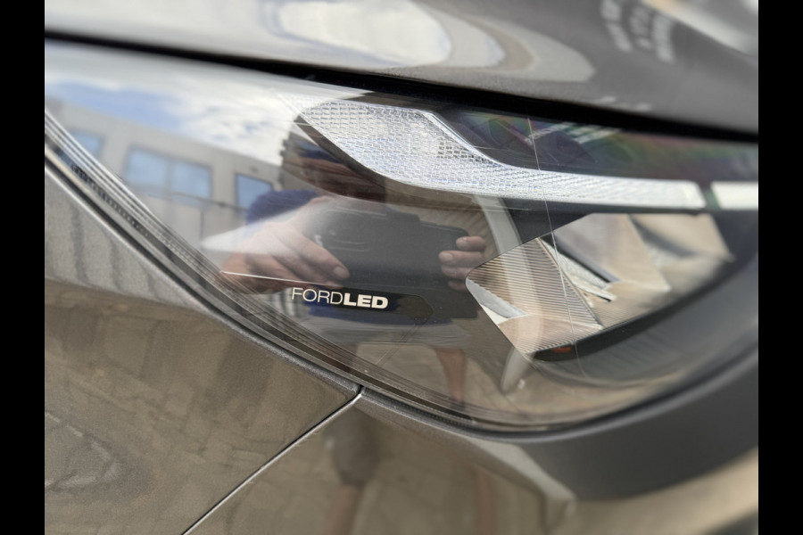 Ford Transit Custom 320 2.0 TDCI 136 PK EURO 6 L2H1 Stoelverwarming/CarPlay/achteruitrijcamera