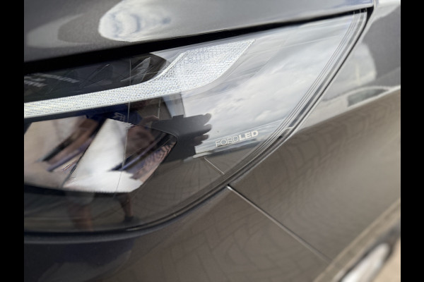 Ford Transit Custom 320 2.0 TDCI 136 PK EURO 6 L2H1 Stoelverwarming/CarPlay/achteruitrijcamera