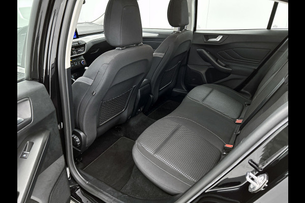 Ford Focus 1.0 EcoBoost Hybrid Edition Business (CAMERA, NAVIGATIE, CARPLAY, CAMERA, CLIMA, 1e EIGENAAR, DEALER ONDERHOUDEN) Ford Focus 1.0 EcoBoost Hybrid Edition Business (CAMERA, NAVIGATIE, CARPLAY, CAMERA, CLIMA, 1e EIGENAAR, DEALER ONDERHOUDEN)