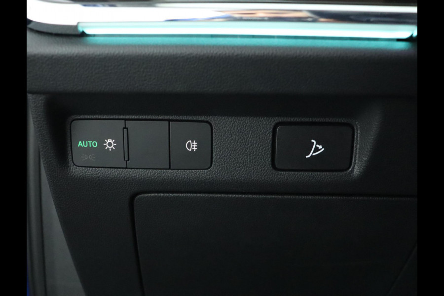 Škoda ENYAQ iV 60|Pano|Leder|Trekhaak|Warmtepomp|ACC|Camera|Head-Up Display Škoda ENYAQ iV 60|Pano|Leder|Trekhaak|Warmtepomp|ACC|Camera|Head-Up Display