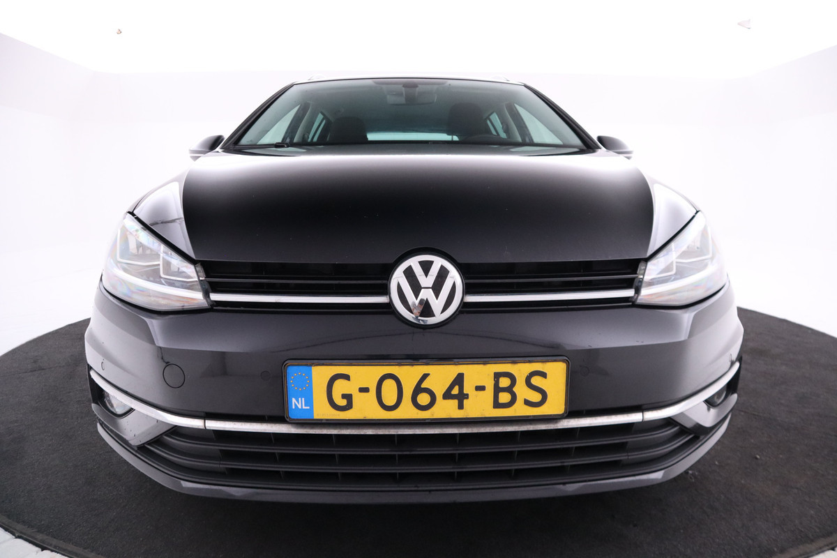 Volkswagen GOLF Variant 1.5 TSI Highline automaat, virtual cockpit, climate etc. Volkswagen GOLF Variant 1.5 TSI Highline automaat, virtual cockpit, climate etc.