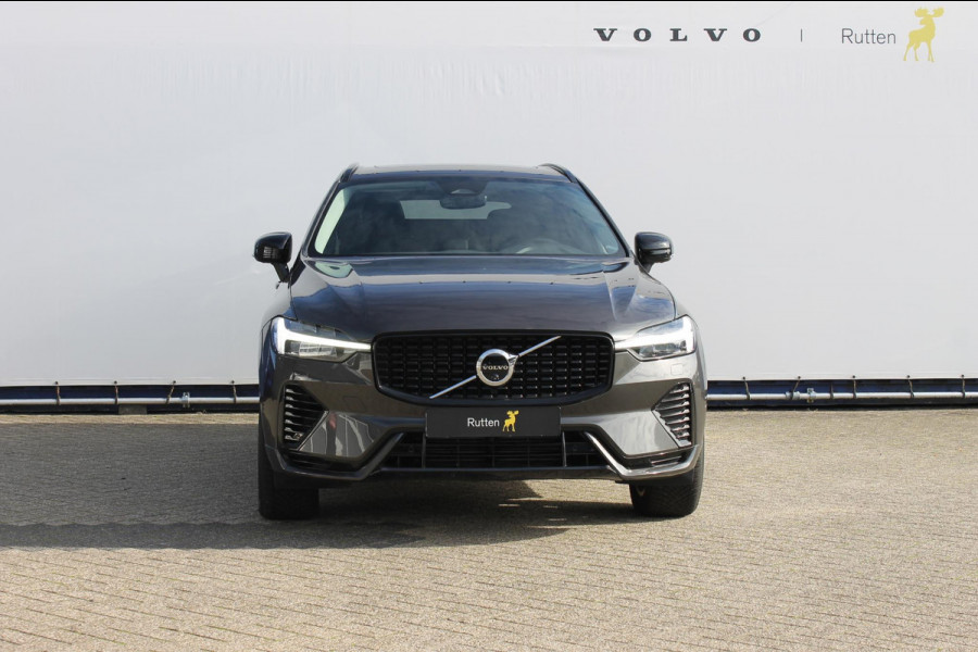 Volvo XC60 2.0 T6 Plug-in hybrid AWD Plus Dark Adaptieve cruise control / Panoramisch schuif-kanteldak / Lederen bekleding / 19" lm velgen / Google infotainment Volvo XC60 2.0 T6 Plug-in hybrid AWD Plus Dark Adaptieve cruise control / Panoramisch schuif-kanteldak / Lederen bekleding / 19" lm velgen / Google infotainment