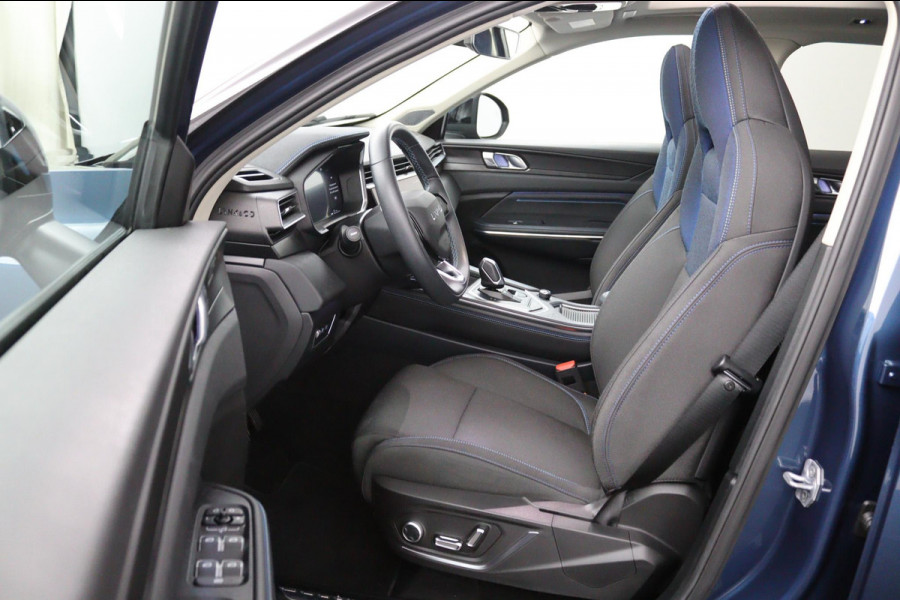 Lynk & Co 01 1.5*PLUG-IN*NAVI*PANO*CAM*ACC*CARPLAY*ECC*LED* Lynk & Co 01 1.5*PLUG-IN*NAVI*PANO*CAM*ACC*CARPLAY*ECC*LED*