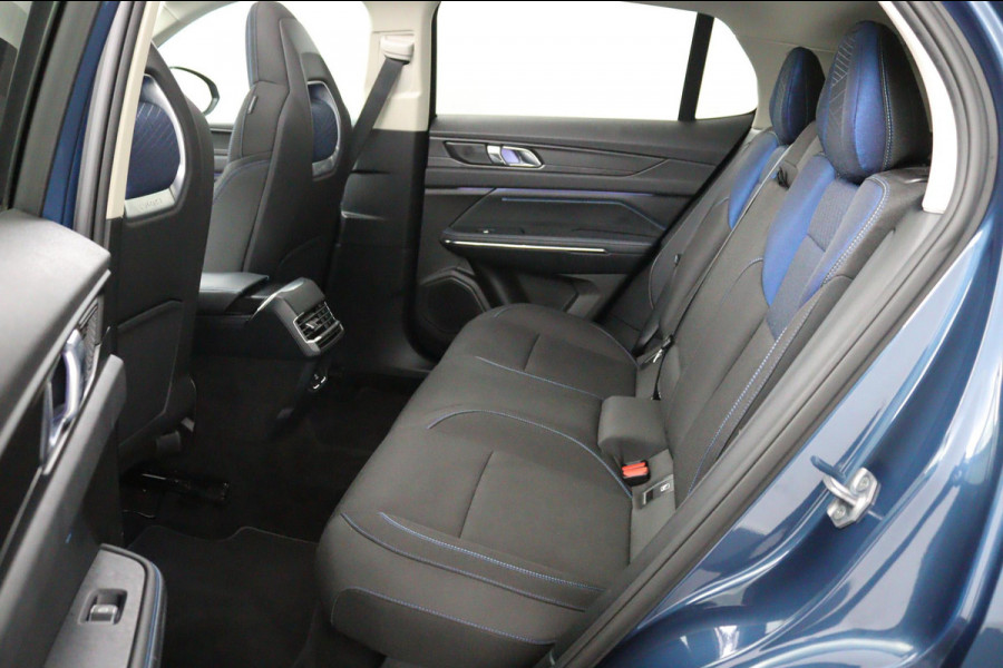 Lynk & Co 01 1.5*PLUG-IN*NAVI*PANO*CAM*ACC*CARPLAY*ECC*LED* Lynk & Co 01 1.5*PLUG-IN*NAVI*PANO*CAM*ACC*CARPLAY*ECC*LED*