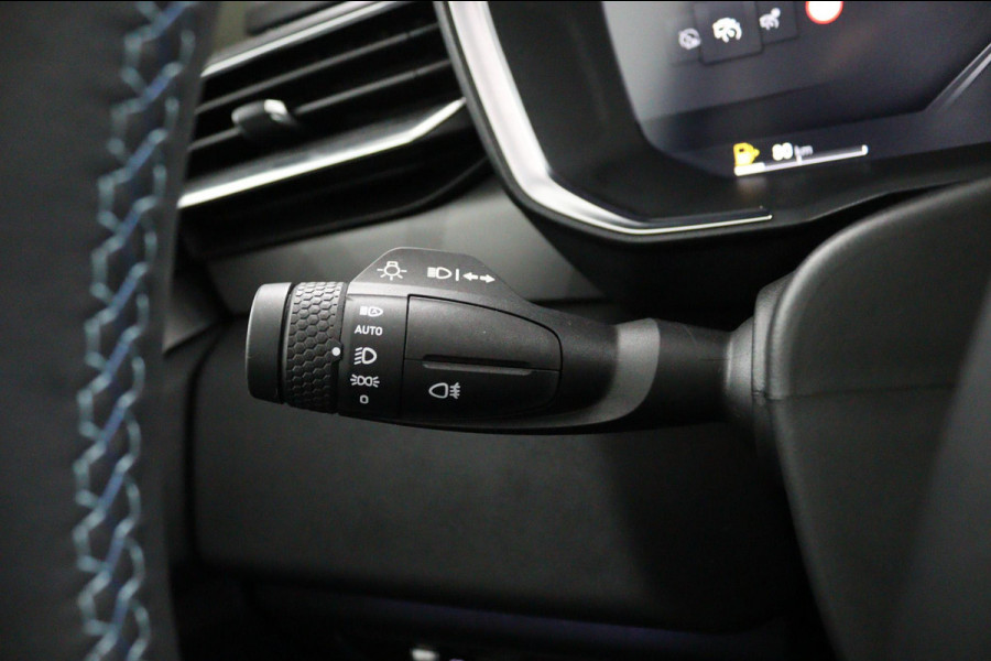 Lynk & Co 01 1.5*PLUG-IN*NAVI*PANO*CAM*ACC*CARPLAY*ECC*LED* Lynk & Co 01 1.5*PLUG-IN*NAVI*PANO*CAM*ACC*CARPLAY*ECC*LED*