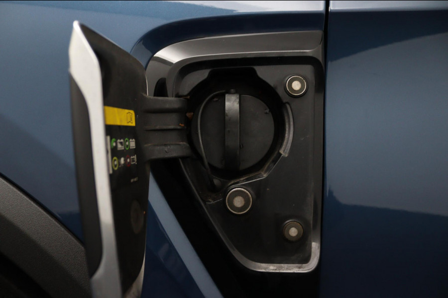 Lynk & Co 01 1.5*PLUG-IN*NAVI*PANO*CAM*ACC*CARPLAY*ECC*LED* Lynk & Co 01 1.5*PLUG-IN*NAVI*PANO*CAM*ACC*CARPLAY*ECC*LED*