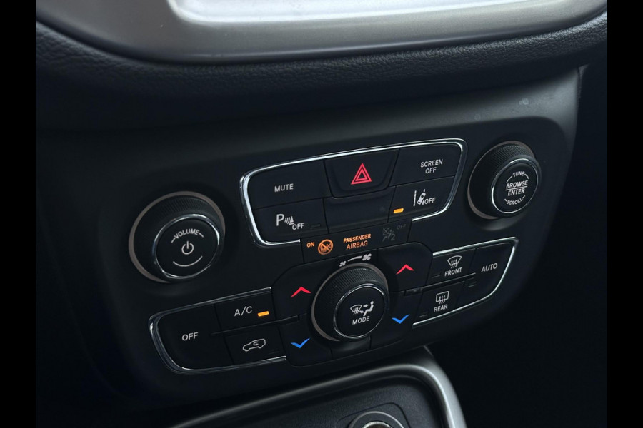 Jeep Compass 1.4 MultiAir Longitude Cruise Lane Assist Camera DAB+ Leer/Stof 17''LM Trekhaak