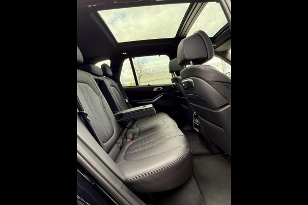 BMW X5 xDrive50e| M PACK PRO| Carbon zwart|22inch performance velg.