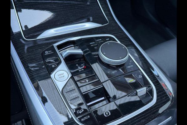 BMW X5 xDrive50e| M PACK PRO| Carbon zwart|22inch performance velg.