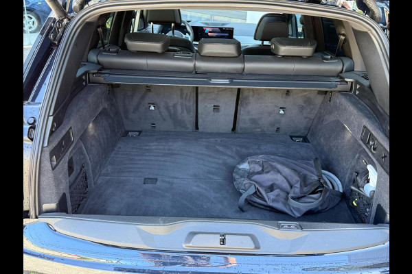 BMW X5 xDrive50e| M PACK PRO| Carbon zwart|22inch performance velg.