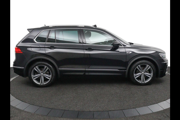 Volkswagen Tiguan 1.5 TSI Business R-LINE*CAM*ACC*HAAK*CARPLAY*NAVI* Volkswagen Tiguan 1.5 TSI Business R-LINE*CAM*ACC*HAAK*CARPLAY*NAVI*