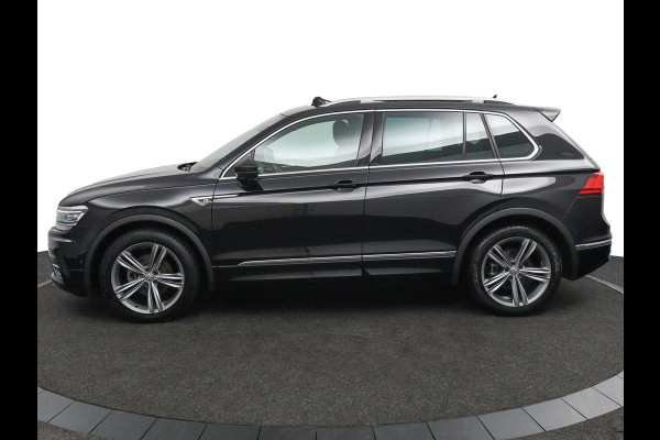 Volkswagen Tiguan 1.5 TSI Business R-LINE*CAM*ACC*HAAK*CARPLAY*NAVI* Volkswagen Tiguan 1.5 TSI Business R-LINE*CAM*ACC*HAAK*CARPLAY*NAVI*