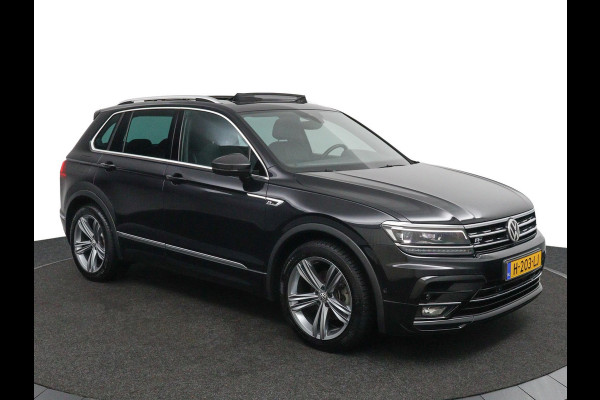 Volkswagen Tiguan 1.5 TSI Business R-LINE*CAM*ACC*HAAK*CARPLAY*NAVI* Volkswagen Tiguan 1.5 TSI Business R-LINE*CAM*ACC*HAAK*CARPLAY*NAVI*