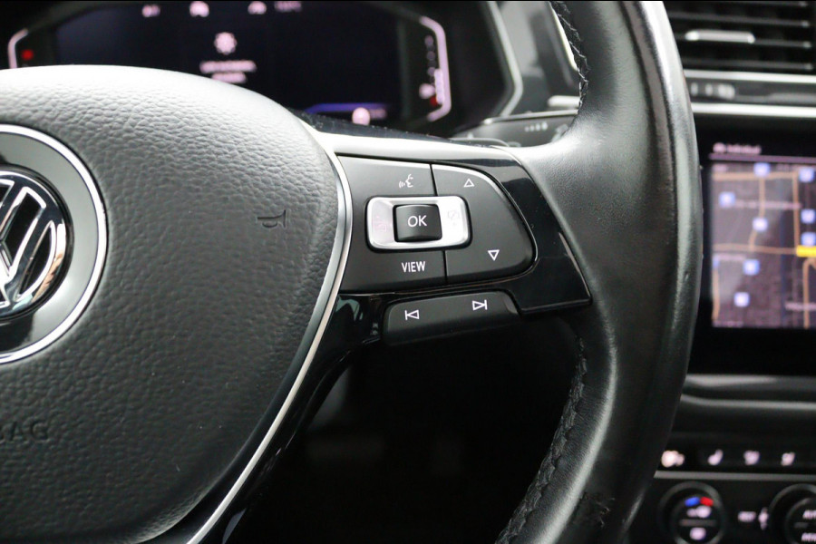 Volkswagen Tiguan 1.5 TSI Business R-LINE*CAM*ACC*HAAK*CARPLAY*NAVI* Volkswagen Tiguan 1.5 TSI Business R-LINE*CAM*ACC*HAAK*CARPLAY*NAVI*