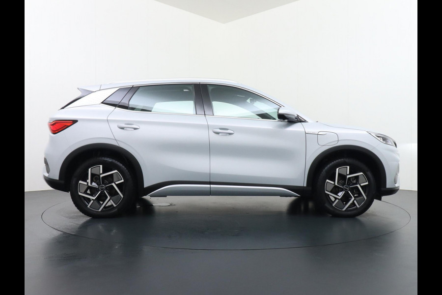 BYD ATTO 3 Comfort 60 kWh FABR. GARANTIE T/M 2029 | AANDRIJFLIJN EN ACCU ZELFS T/M 2031 | PANO| STOELVERW. BYD ATTO 3 Comfort 60 kWh FABR. GARANTIE T/M 2029 | AANDRIJFLIJN EN ACCU ZELFS T/M 2031 | PANO| STOELVERW.