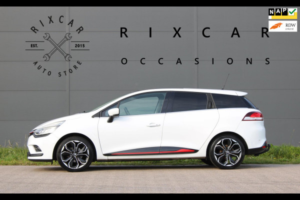Renault Clio Estate 1.2 TCe Intens Automaat Allseason Panodak Trekhaak Camera !!NIEUWBINNEN!! Renault Clio Estate 1.2 TCe Intens Automaat Allseason Panodak Trekhaak Camera !!NIEUWBINNEN!!
