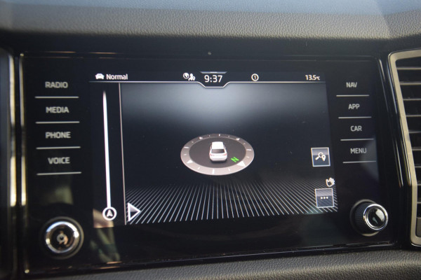 Škoda Kodiaq 1.5 TSI Sportline Business + TREKHAAK/PREMIUM AUDIO/KEYLESS/VERWARME VOORSTOELEN