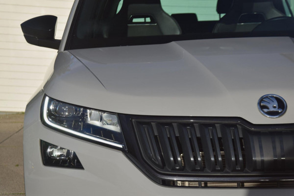 Škoda Kodiaq 1.5 TSI Sportline Business + TREKHAAK/PREMIUM AUDIO/KEYLESS/VERWARME VOORSTOELEN
