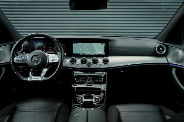 Mercedes-Benz E-Klasse Estate AMG 53 4MATIC / Magno / Schuifdak / Burmester / Trekhaak / Stoelverwarming&ventilatie Mercedes-Benz E-Klasse Estate AMG 53 4MATIC / Magno / Schuifdak / Burmester / Trekhaak / Stoelverwarming&ventilatie