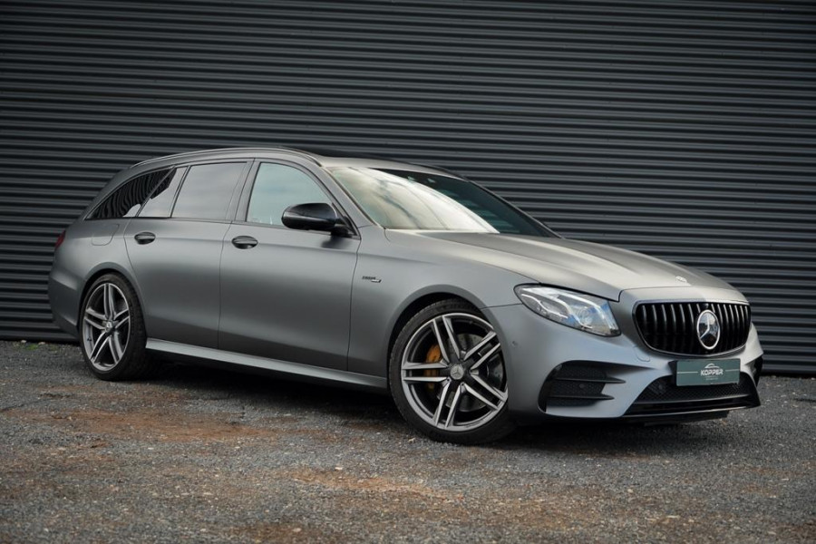 Mercedes-Benz E-Klasse Estate AMG 53 4MATIC / Magno / Schuifdak / Burmester / Trekhaak / Stoelverwarming&ventilatie Mercedes-Benz E-Klasse Estate AMG 53 4MATIC / Magno / Schuifdak / Burmester / Trekhaak / Stoelverwarming&ventilatie