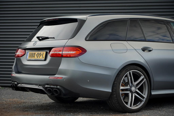 Mercedes-Benz E-Klasse Estate AMG 53 4MATIC / Magno / Schuifdak / Burmester / Trekhaak / Stoelverwarming&ventilatie Mercedes-Benz E-Klasse Estate AMG 53 4MATIC / Magno / Schuifdak / Burmester / Trekhaak / Stoelverwarming&ventilatie